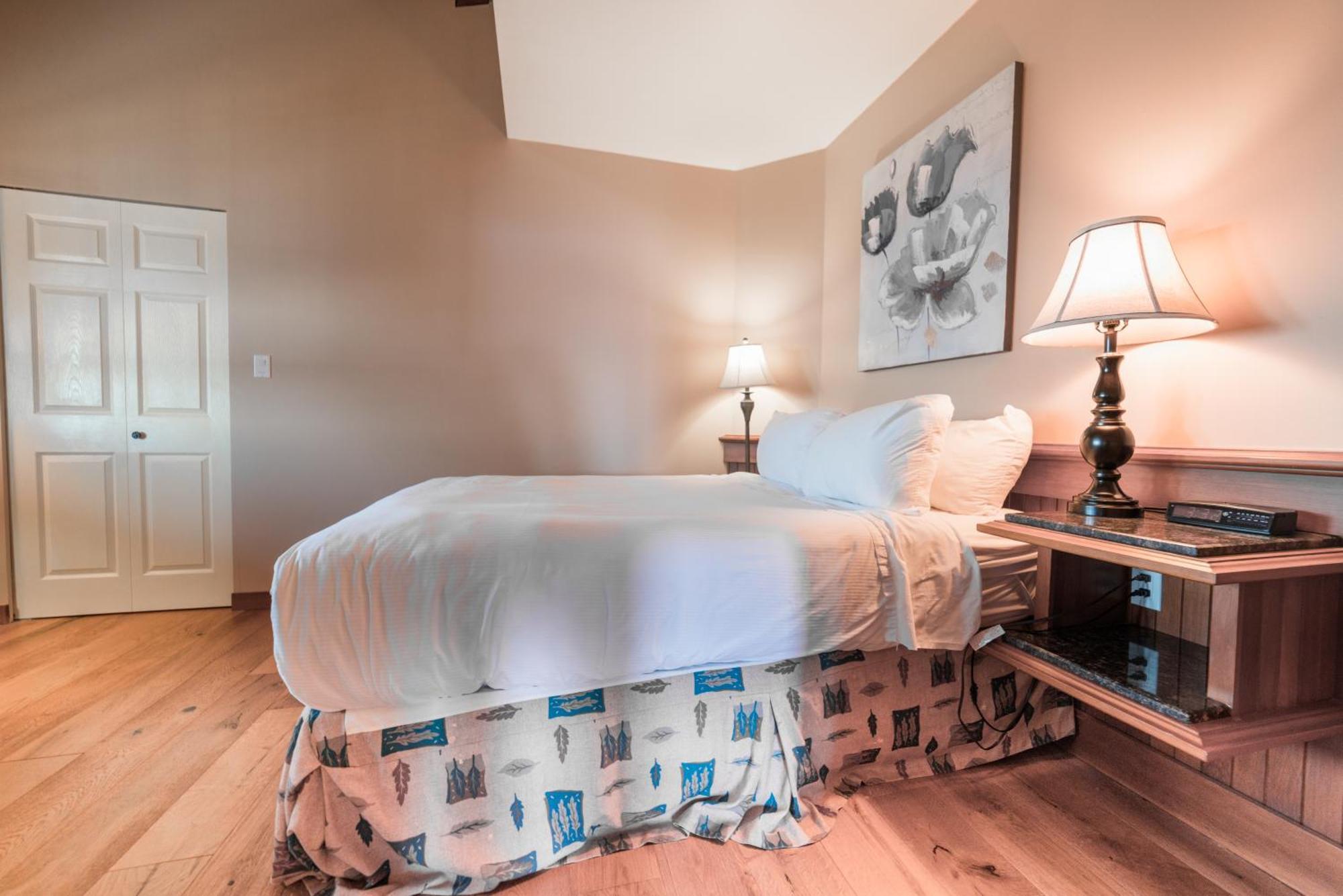 Resort Painter's Lodge, Trademark Collection By Wyndham Campbell River